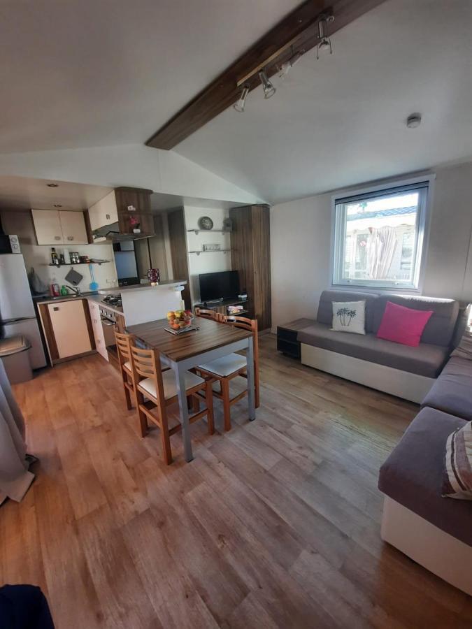 Grand Mobilhome Spacieux 8 Places Frejus/straphael Camping Fréjus