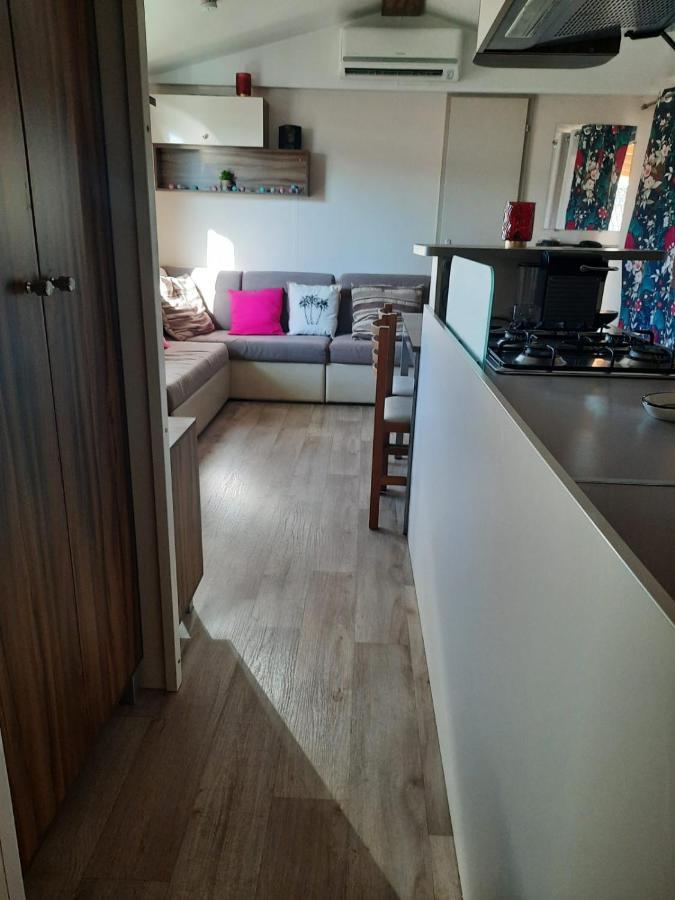 Camping Grand Mobilhome Spacieux 8 Places Frejus/straphael *