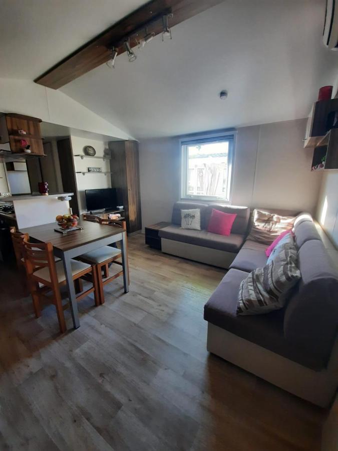 Grand Mobilhome Spacieux 8 Places Frejus/straphael Fréjus