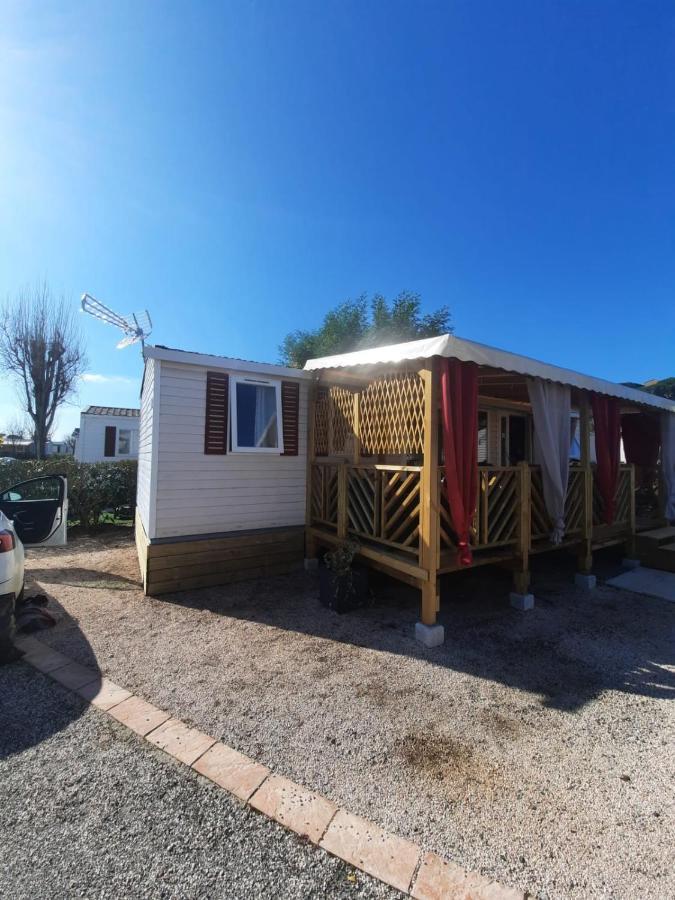 Campeggio Grand Mobilhome Spacieux 8 Places Frejus/straphael *